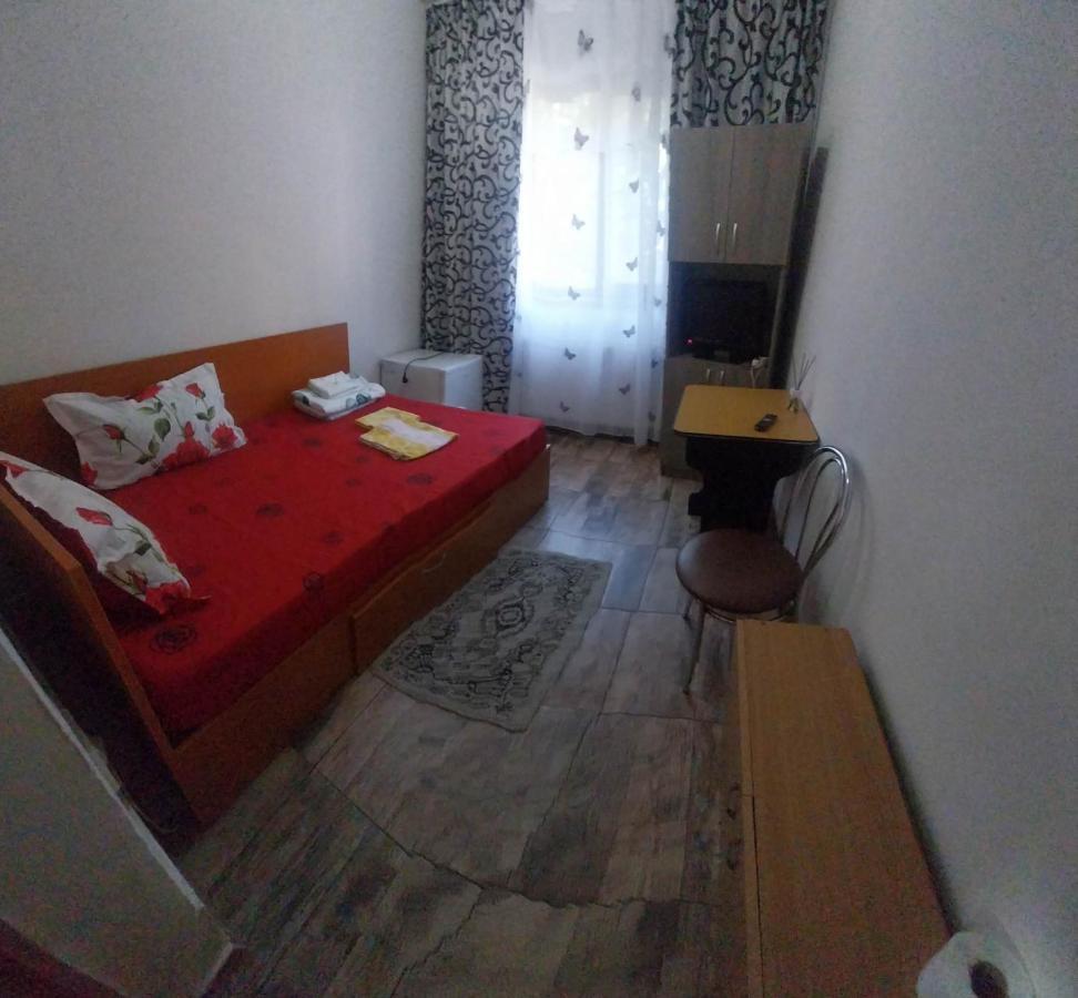 Garsoniera Lejlighed Buzău Eksteriør billede